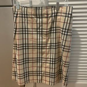 Burberry skirt